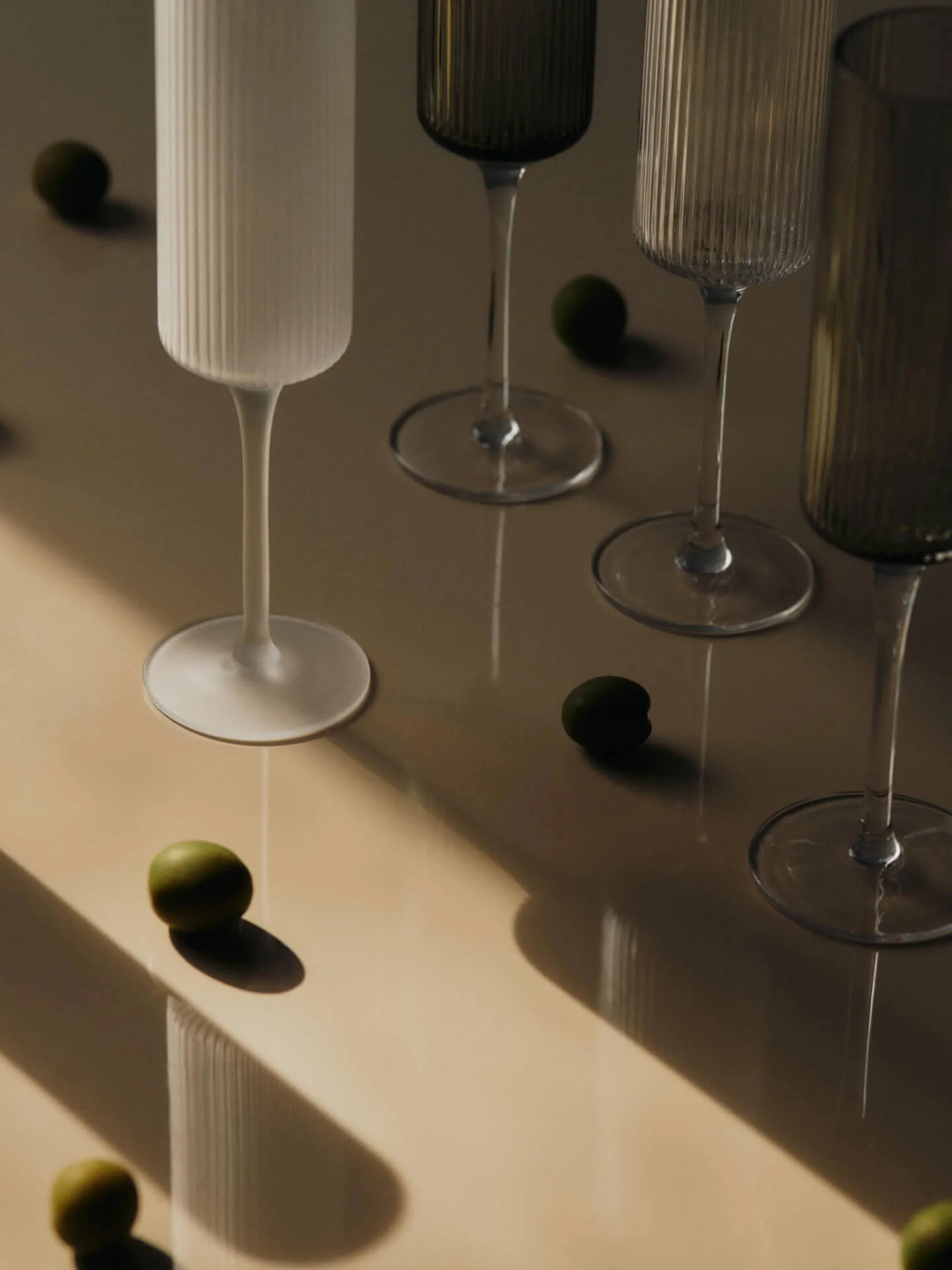 Champagne Flutes - Ripple - Clear - Image 3