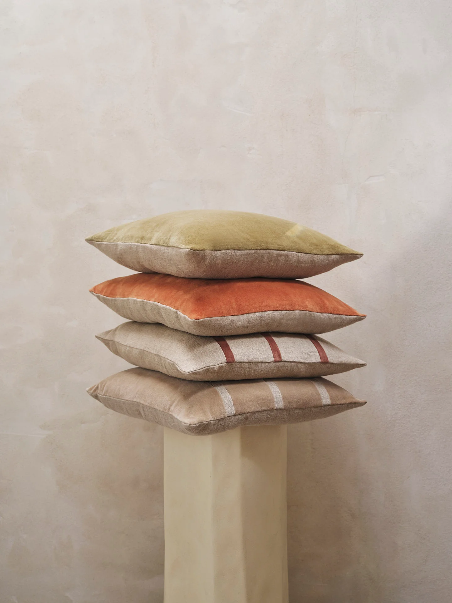 Cushion - Senti Stripe - Dark Sand/Linen - Image 5