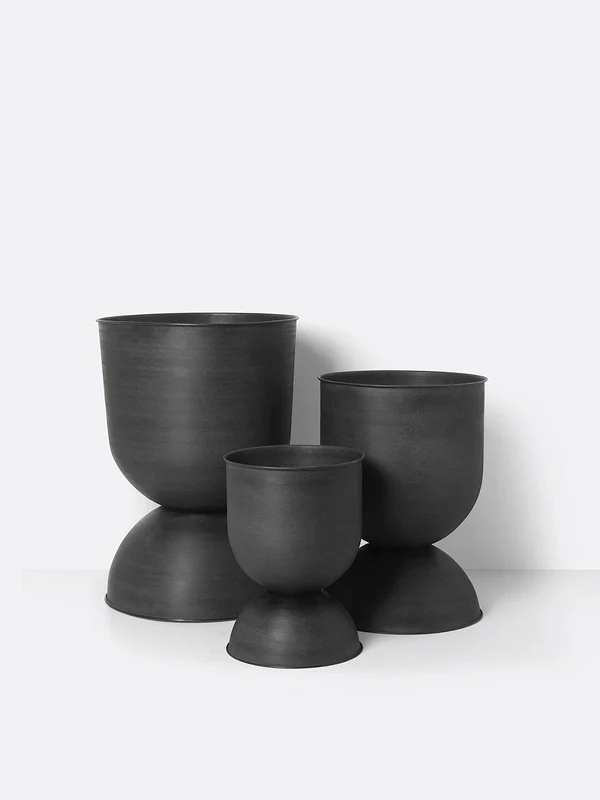 Plant Pot - Hourglass - Metal - Black - 3 Sizes - Image 3