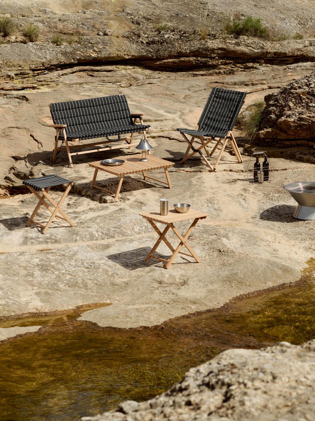 Folding Chair - Outdoor Market - Black W/Beige Stripe - Image 9
