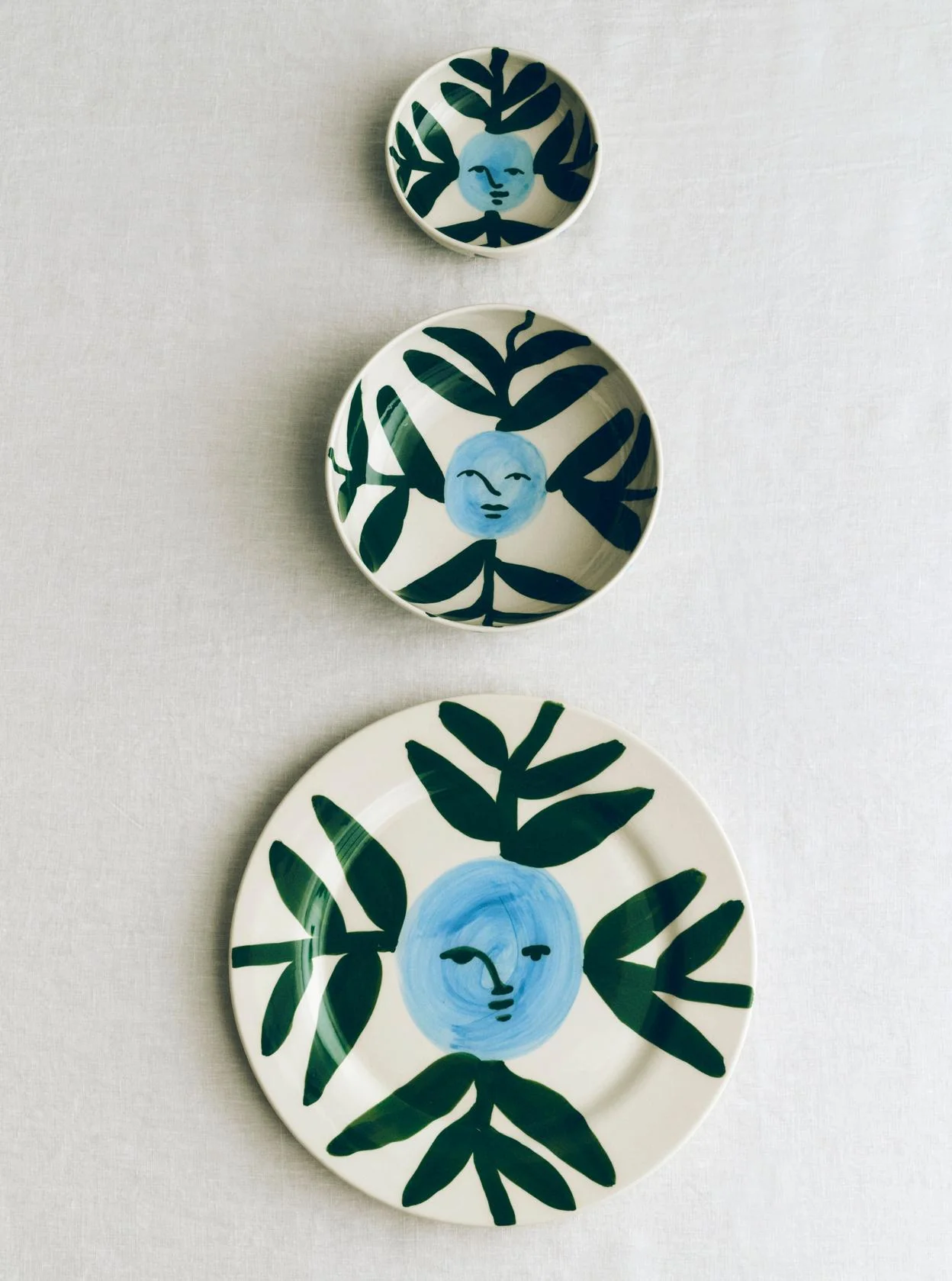 Plate - La Pittura - Moon Face Vine - Image 4