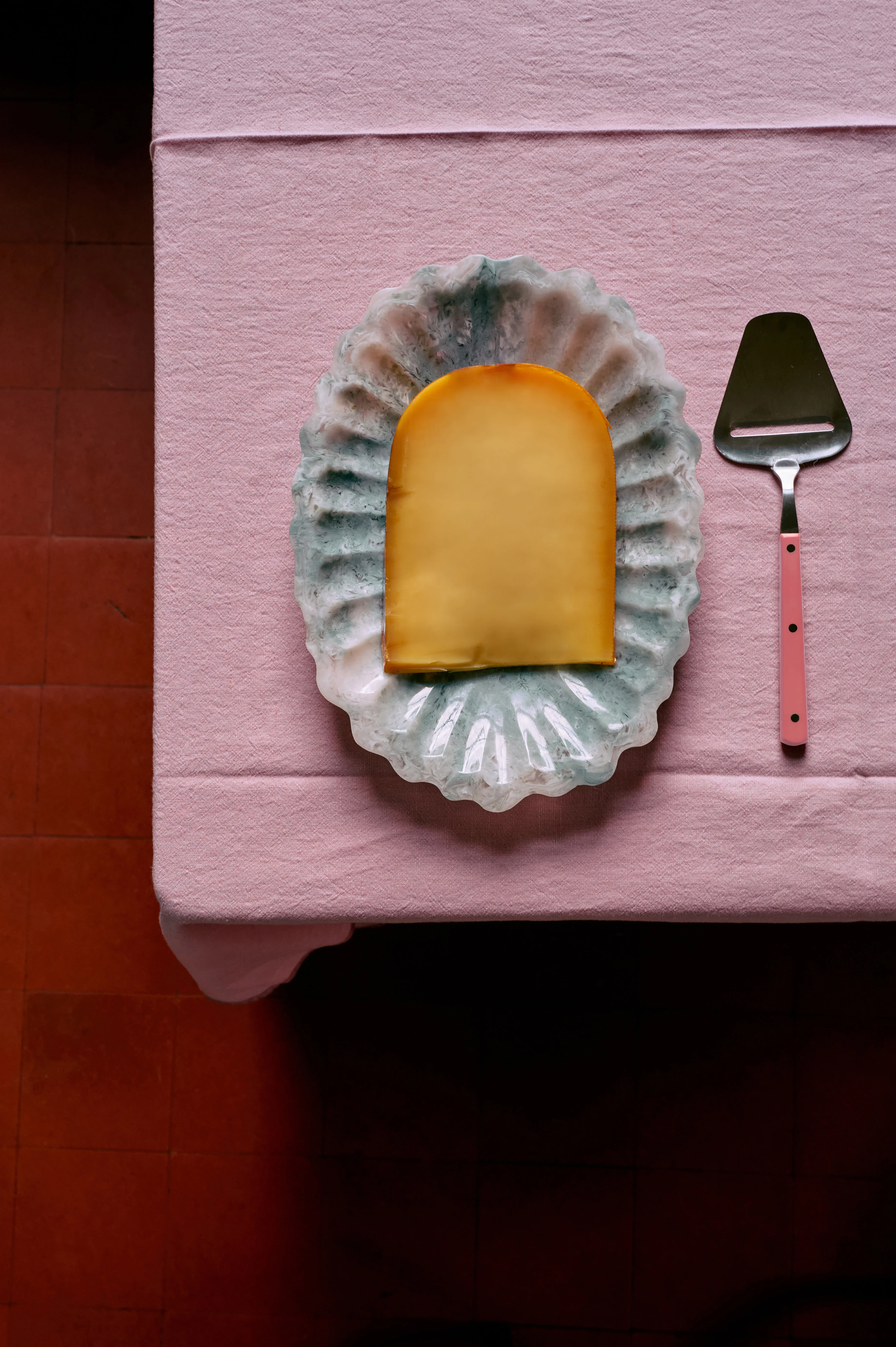 70s Cutlery - Cheese Slicer - Raspberry - Image 2