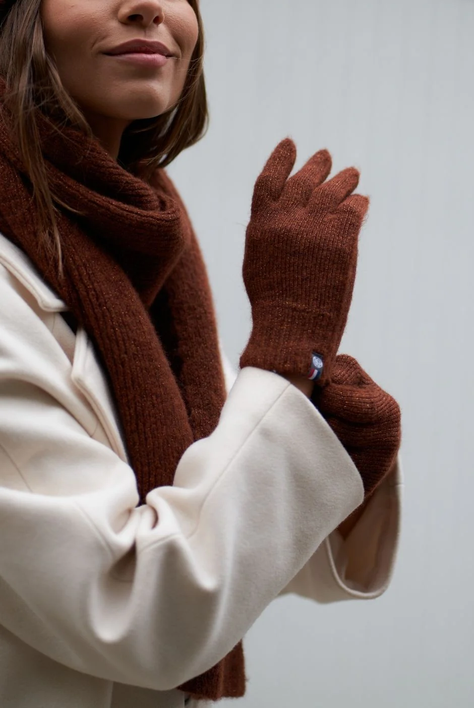 Touchscreen Gloves - Natacha - Glittered Chocolate - Image 2