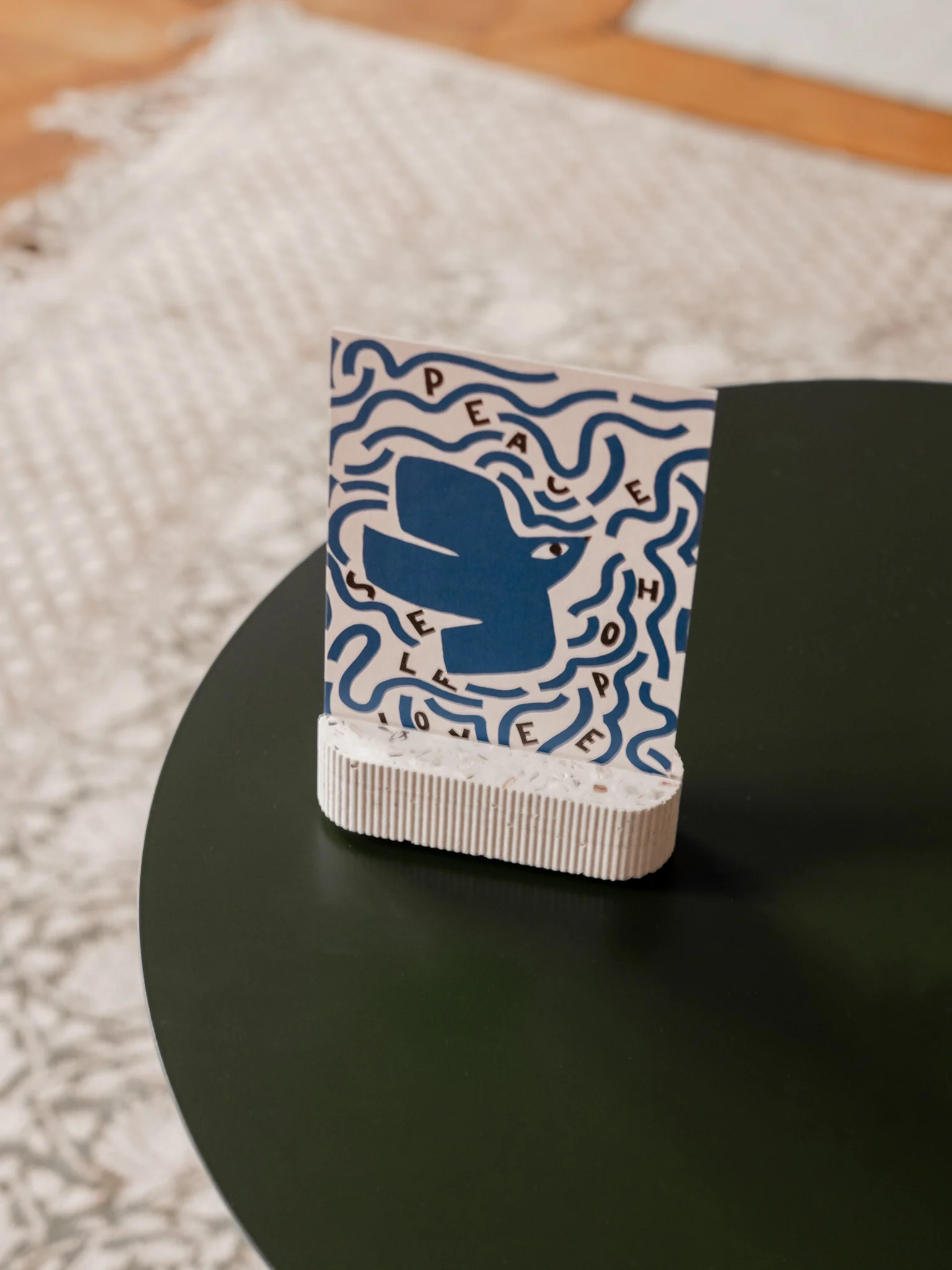 Photo Holder - Colossus - Scallops - Image 3
