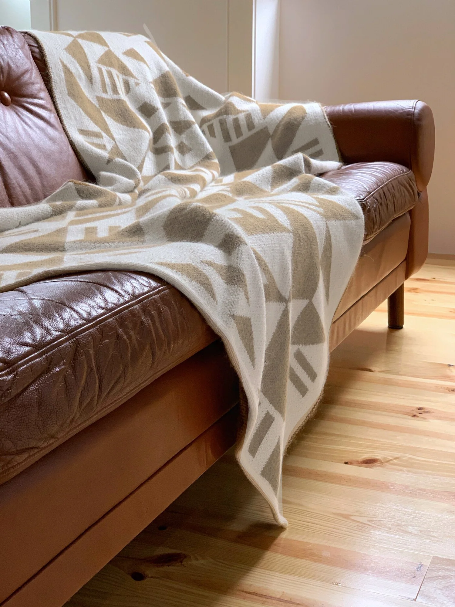 Merino Blanket - Totem - Beige - Image 2