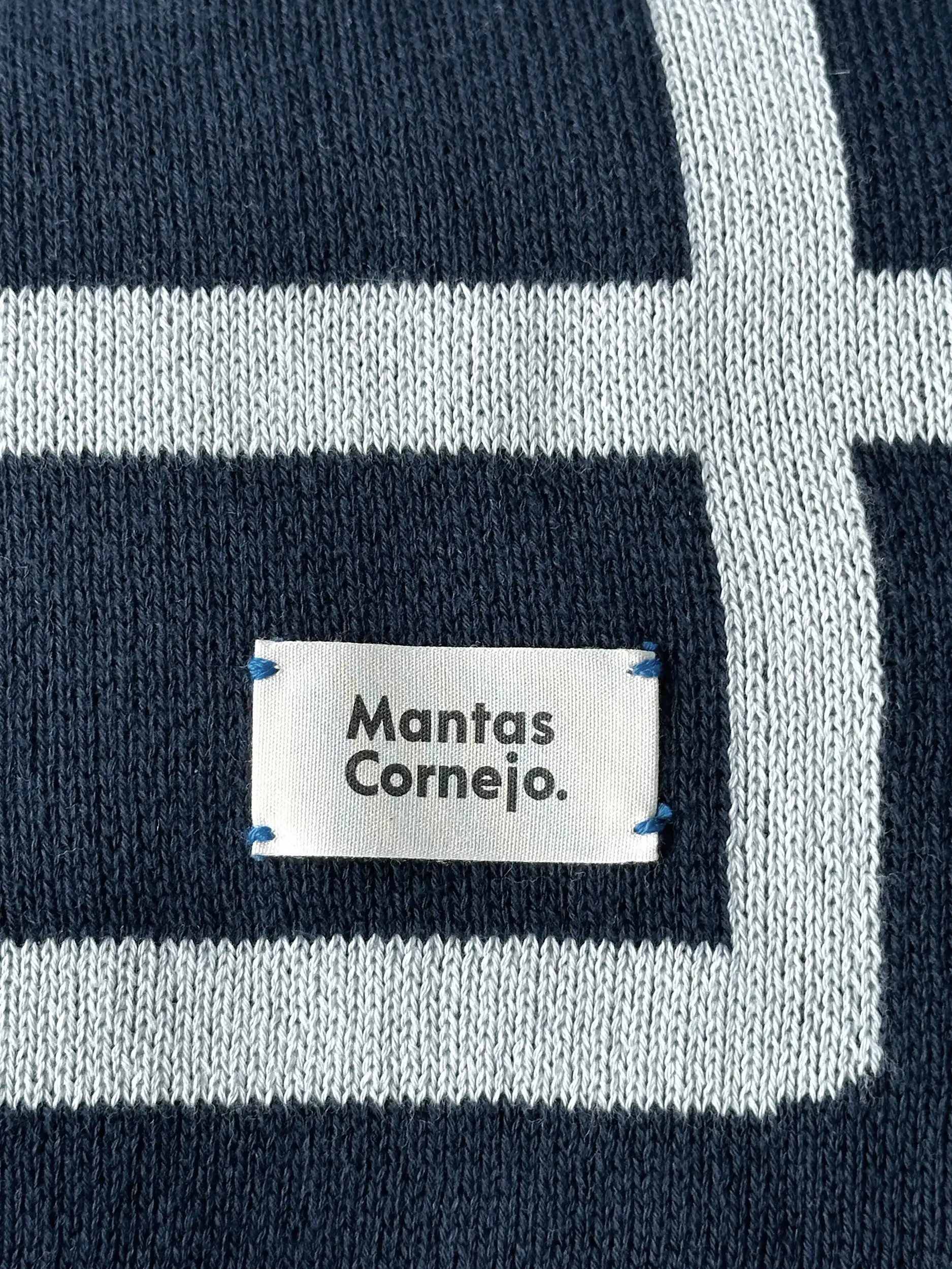 Organic Cotton - Blanket - Brutalism - Marine Blue & Silver - Image 4