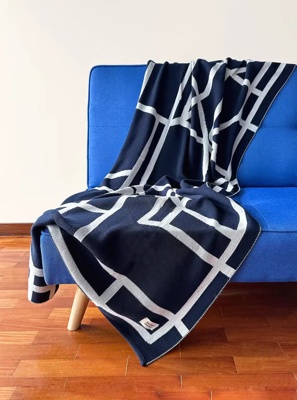 Organic Cotton - Blanket - Brutalism - Marine Blue & Silver - Image 5