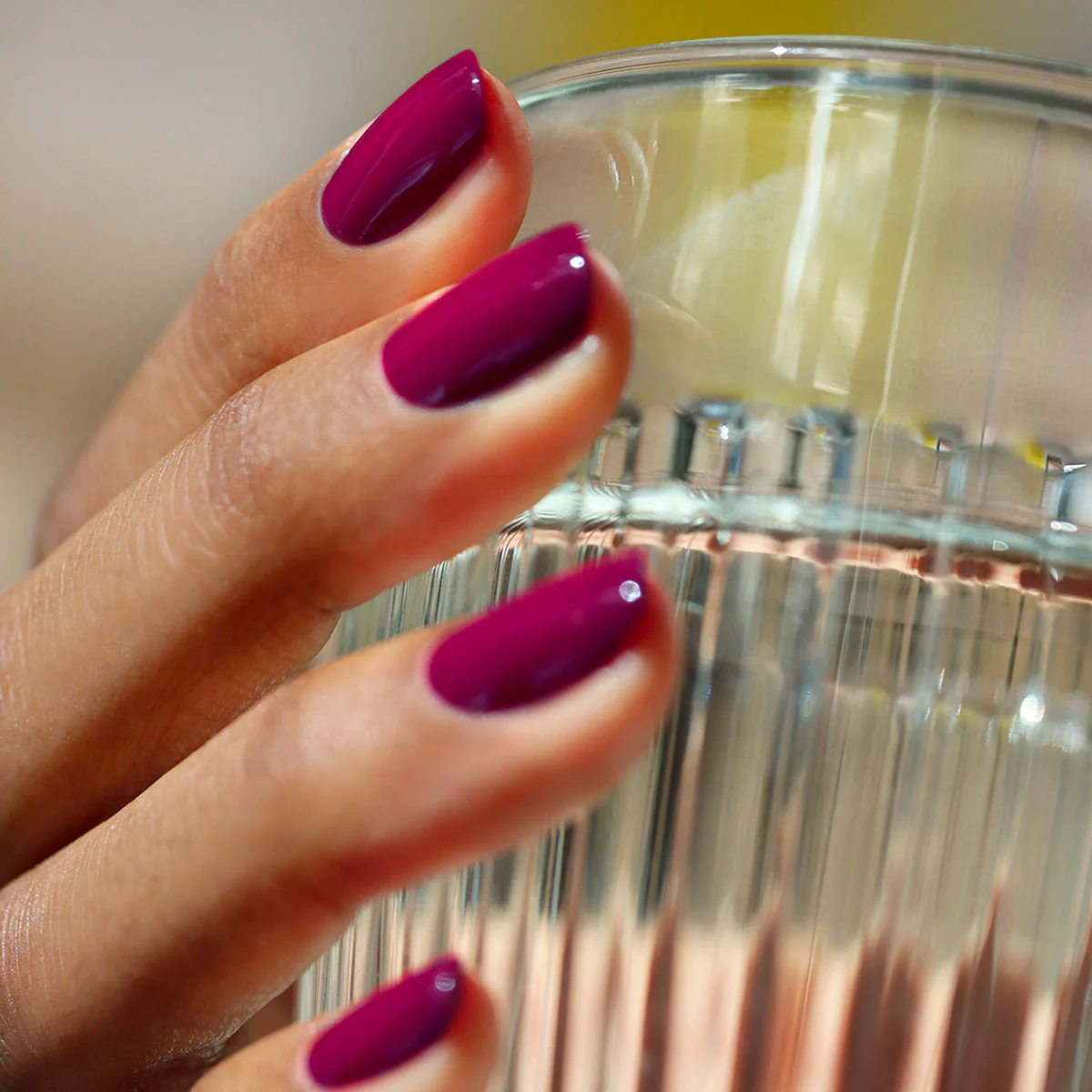 Green Nail Polish - Violeta - Image 3