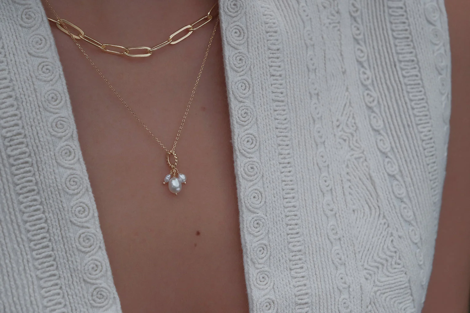 Necklace - Pearl Cluster - Gold - Image 2