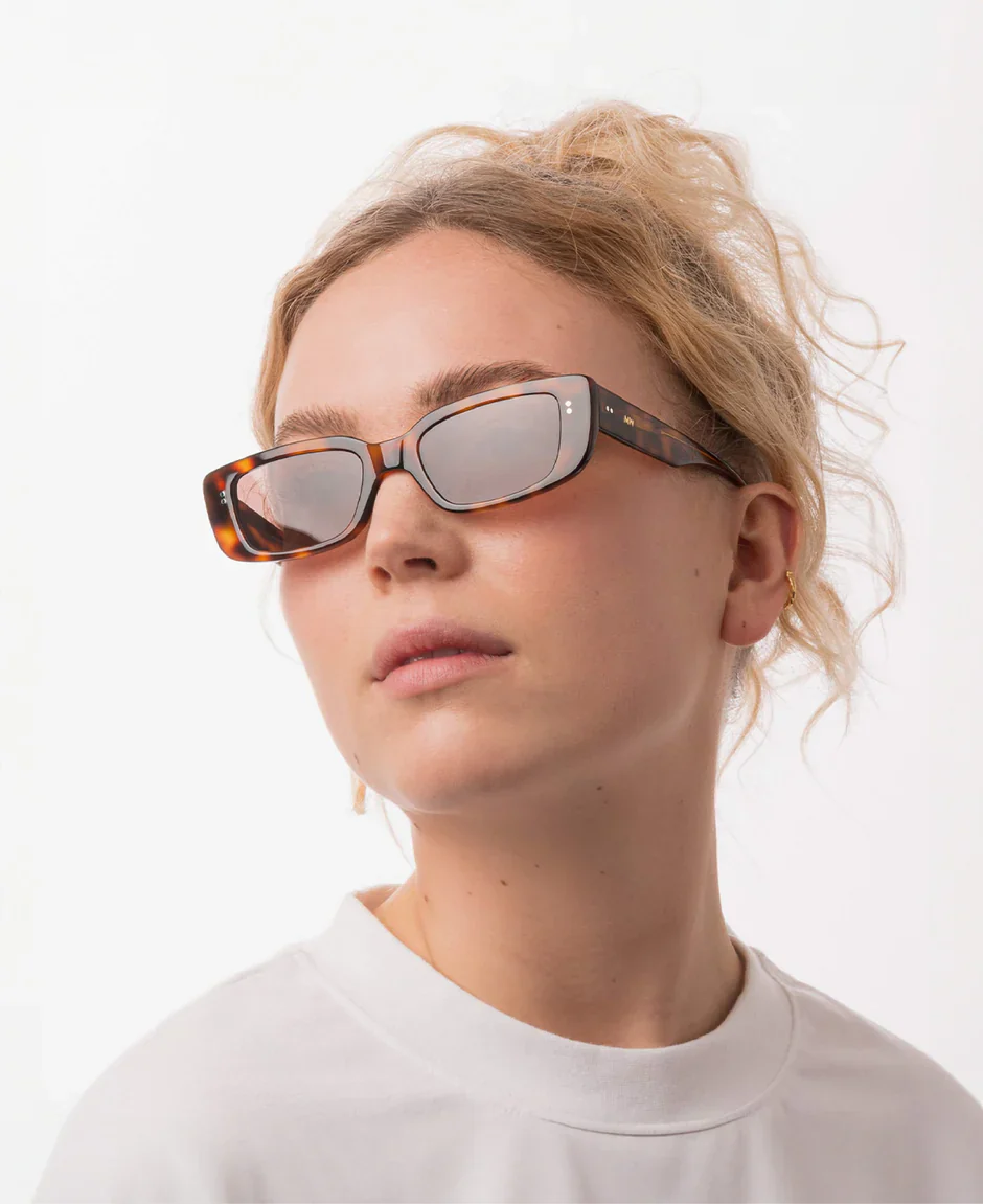 Sunglasses - Grace - Tortoise - Image 5
