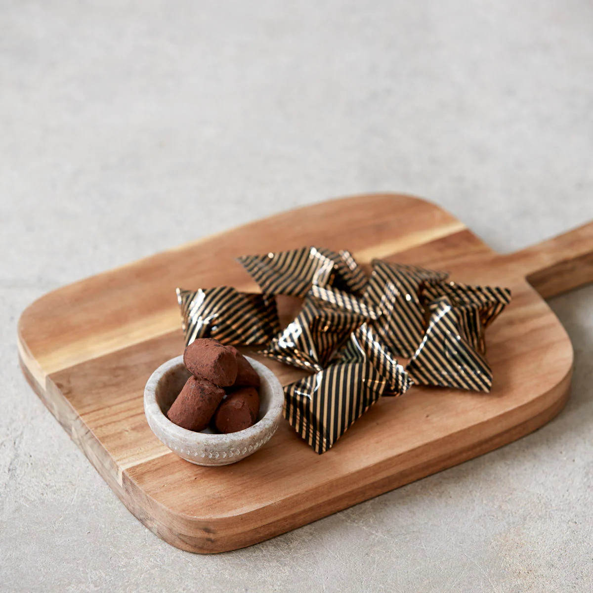 Cutting Board W/Leather String Handle - Acacia - Small - Image 2