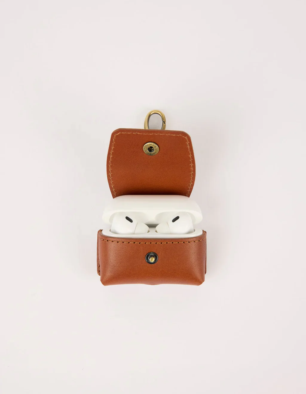 Airpods Case - Eco Classic Leather - Cognac - Image 3