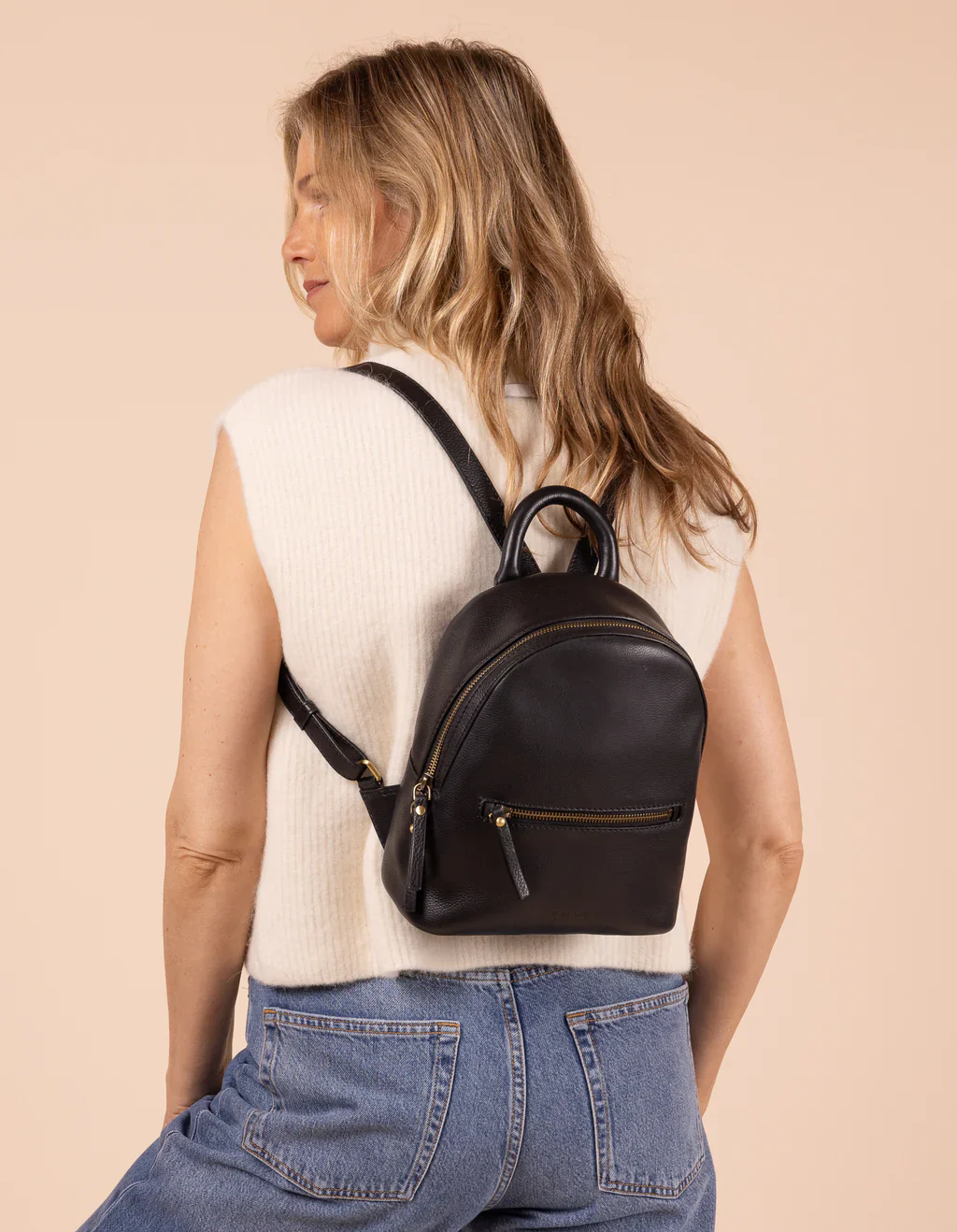 Backpack - Mini - Ivy -  Soft Grain Leather - Black - Image 5