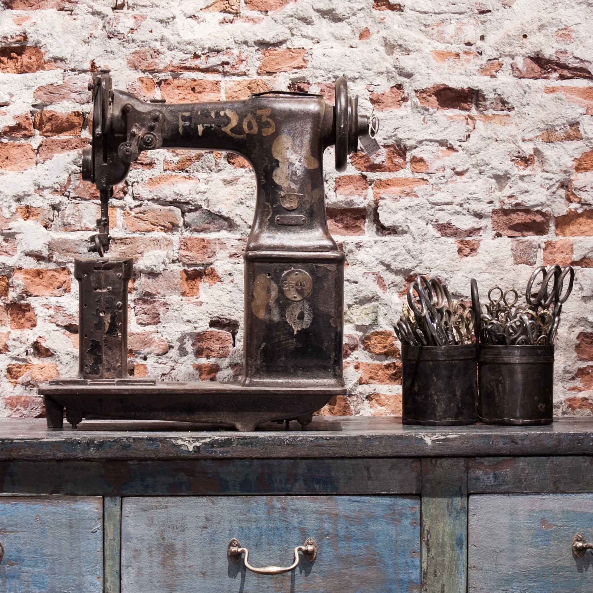 Planter - Vintage Vegetable Holder - Iron - Image 5