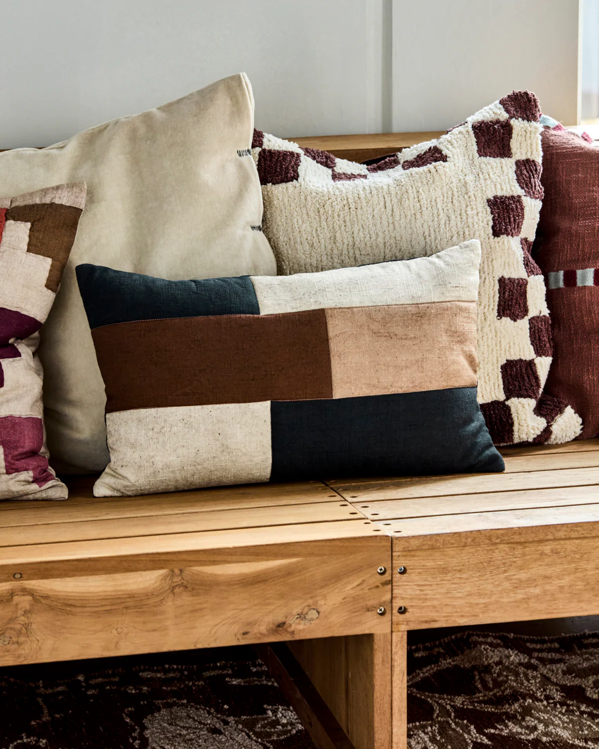 Cushion - Patch - Black/Sand/Brown - Image 4