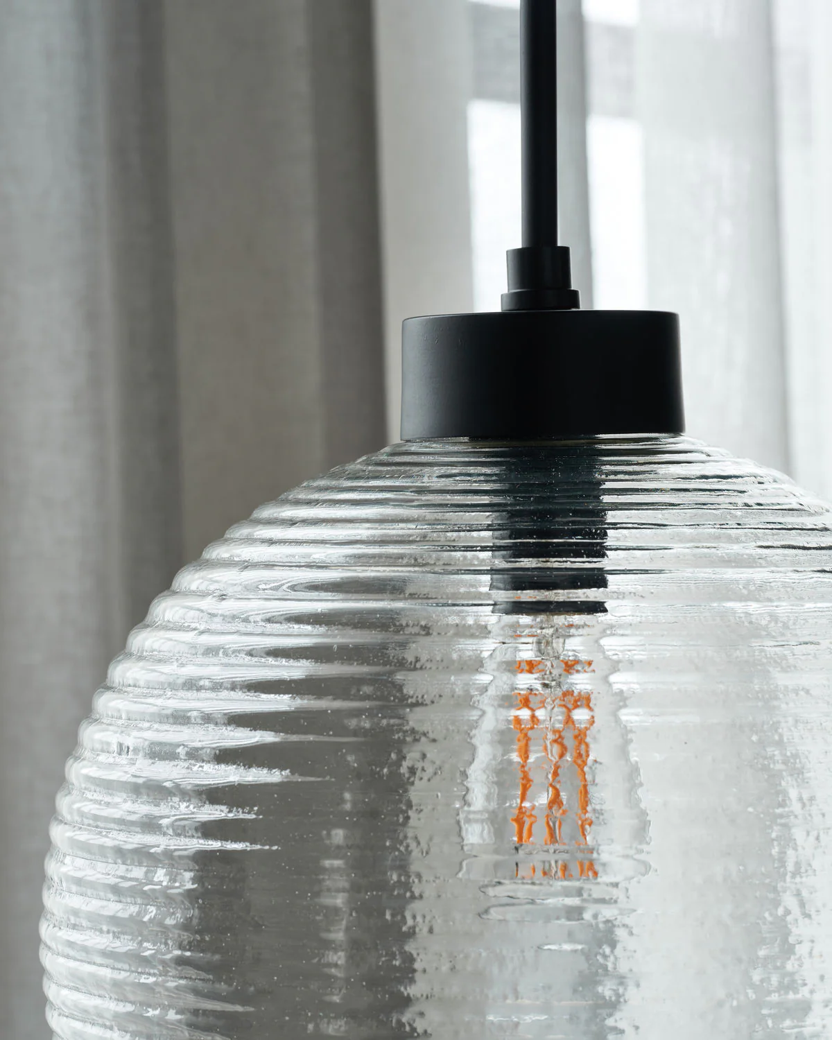 Lamp - Pendant - Gaia - Clear - Image 7