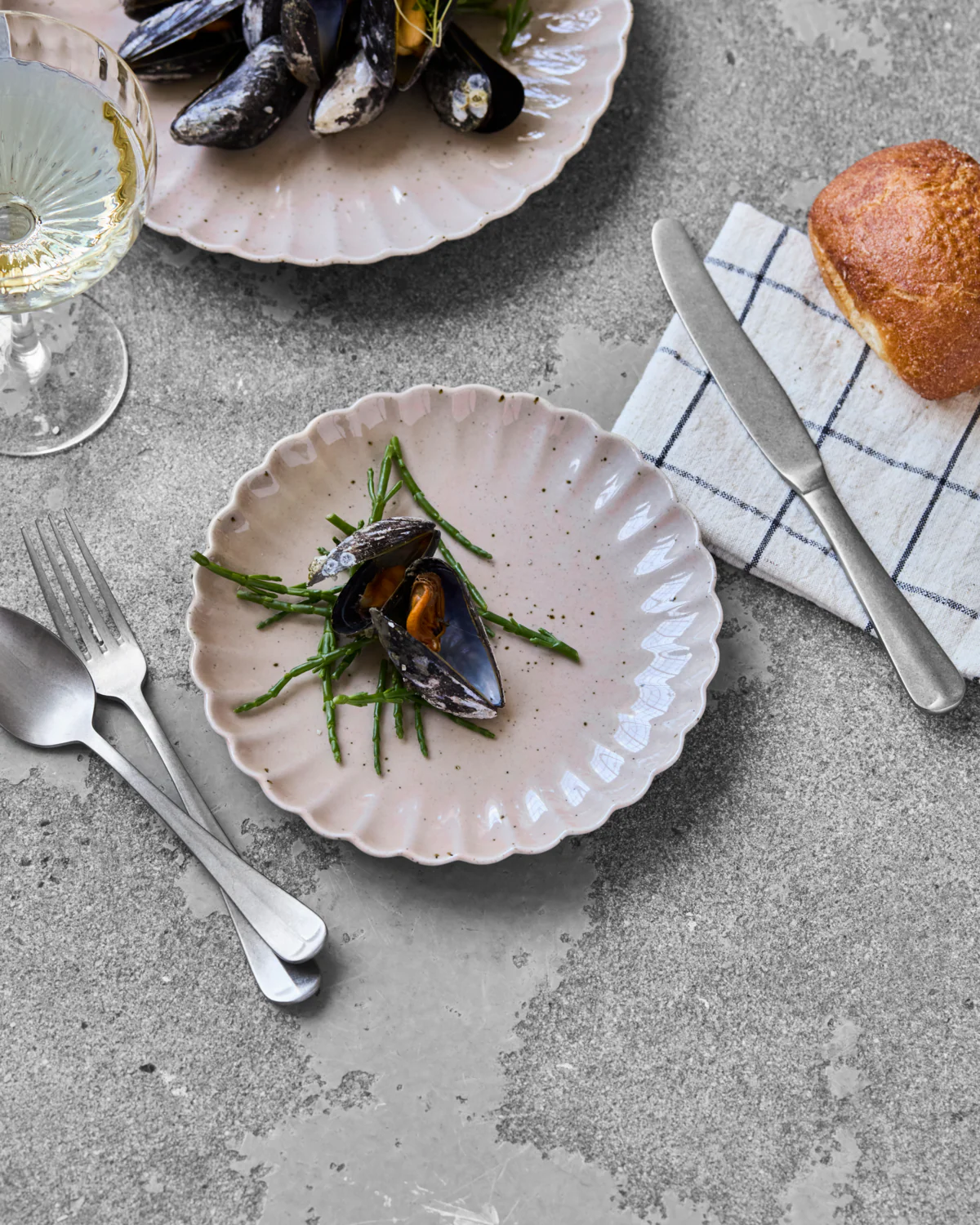 Plate - Scallop - Rose - Image 3