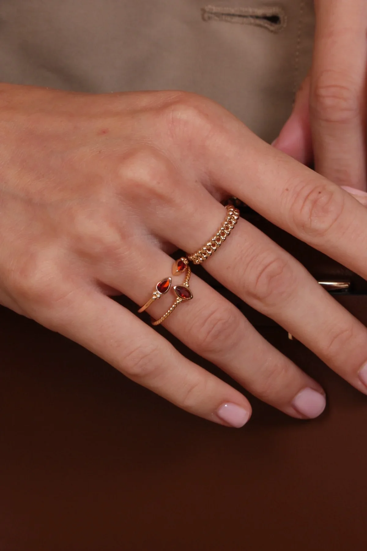 Ring - Alma - Dark Red - Image 2